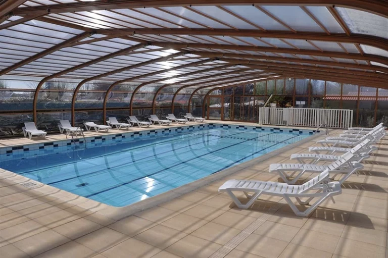 piscine chauffee couverte charente maritime