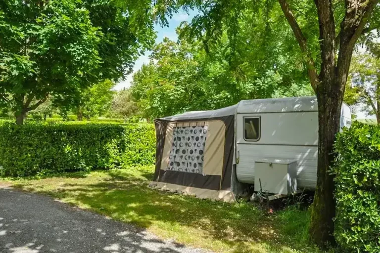 camping caravane proche rochefort