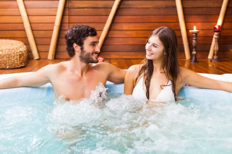 jacuzzi couple rochefort